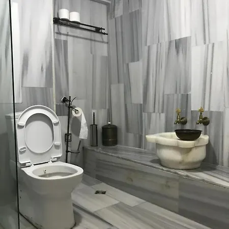 Hostal Tune Estambul