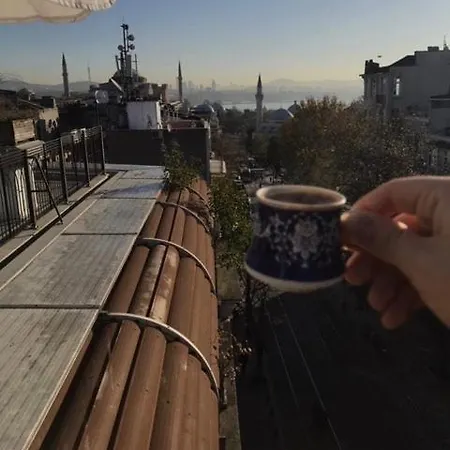 Hostal Tune Estambul