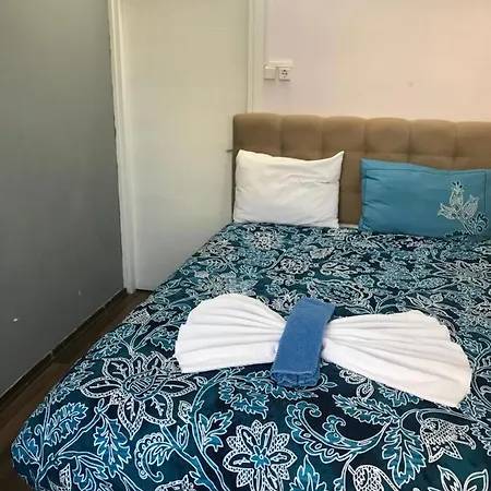 Hostal Tune *